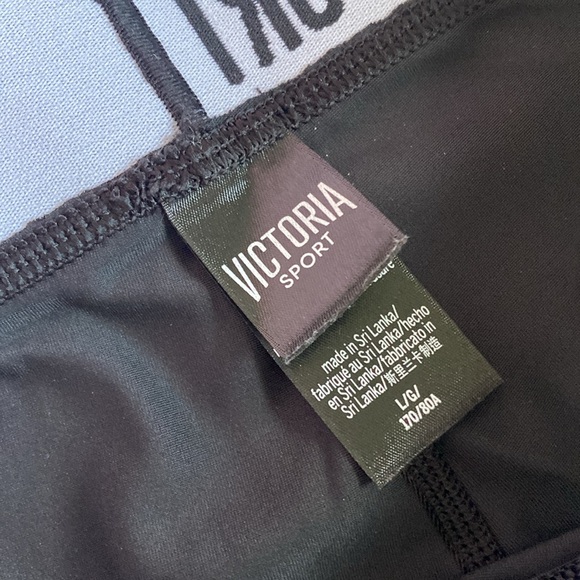 Victoria’s Secret RARE ultra glossy shine leggings large shiny satin - Picture 3 of 9